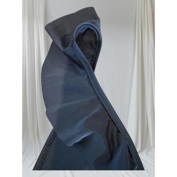 Elegant Black Ruffled Bikini Top by Aerie Size XS - Picture 2 of 4